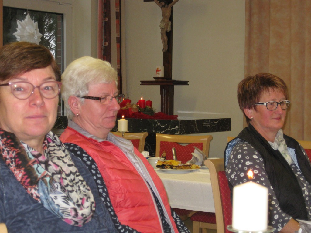 besinnlicher adventsnachmittag 001.jpg